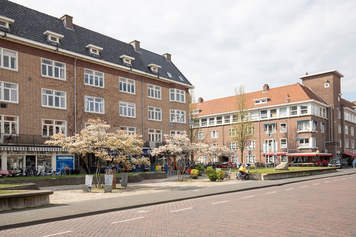 View photo 37 of Jekerstraat 26-HS