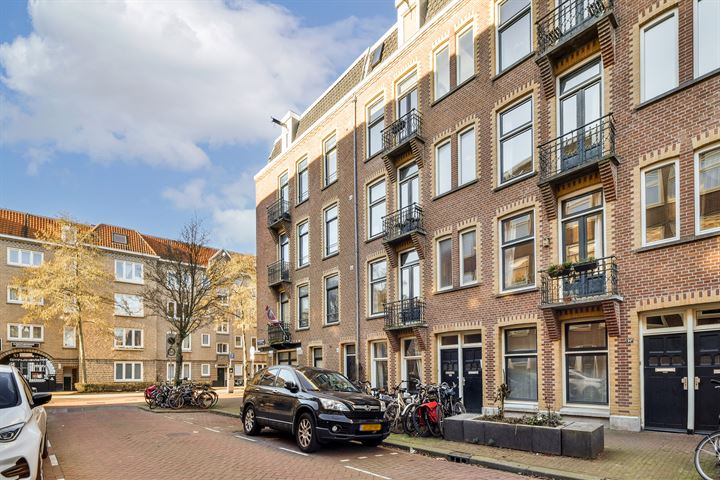 Bekijk foto 1 van Van Boetzelaerstraat 96-1