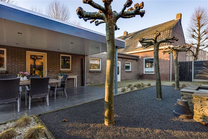 Bekijk foto 36 van Kruisstraat 6