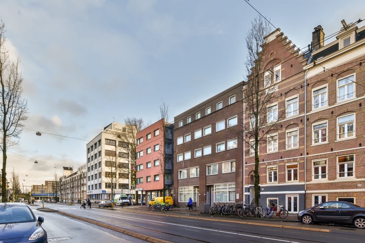 Bekijk foto 17 van Wijttenbachstraat 64-C