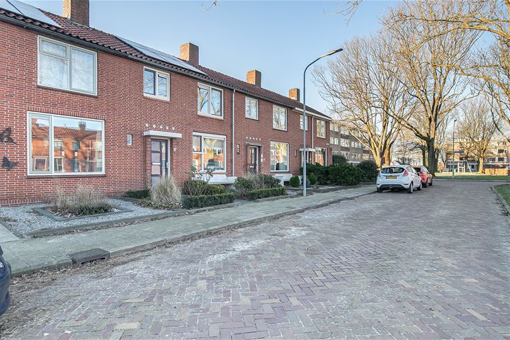 View photo 32 of Violenstraat 6