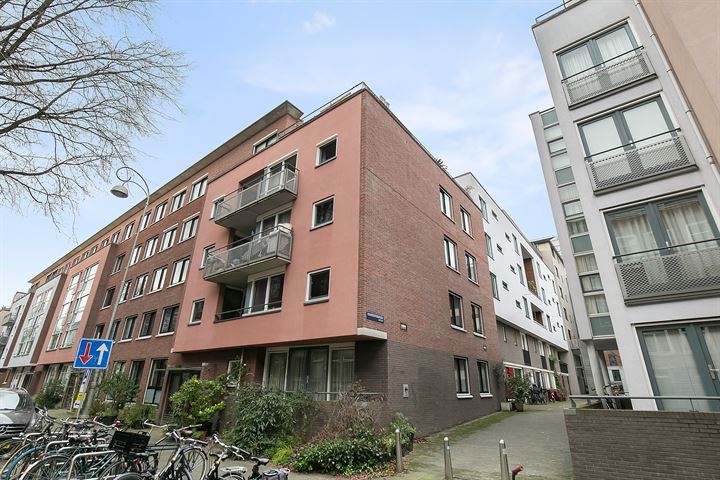 Bekijk foto 32 van Koerierstersplein 1