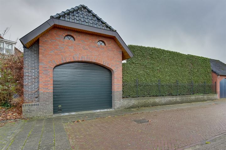 Bekijk foto 52 van Oosterhofweg 41