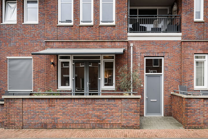 Bekijk foto 33 van Leylandstraat 16