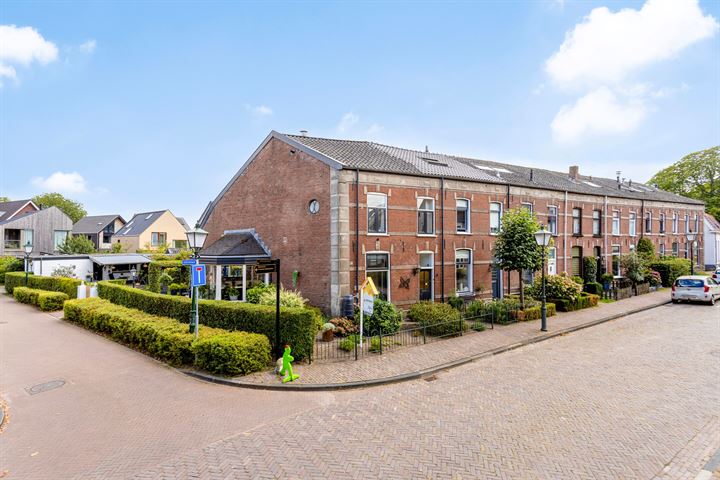 Bekijk foto 42 van Rijnstraat 45