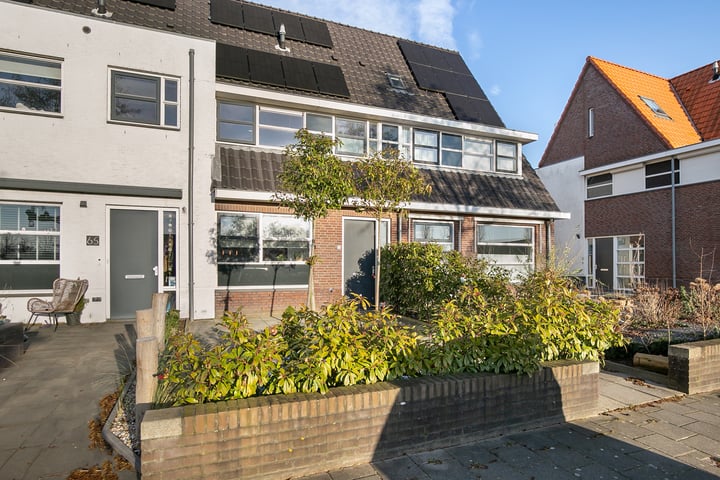 View photo 3 of Robert Johnsonstraat 67