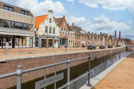 undefined main image