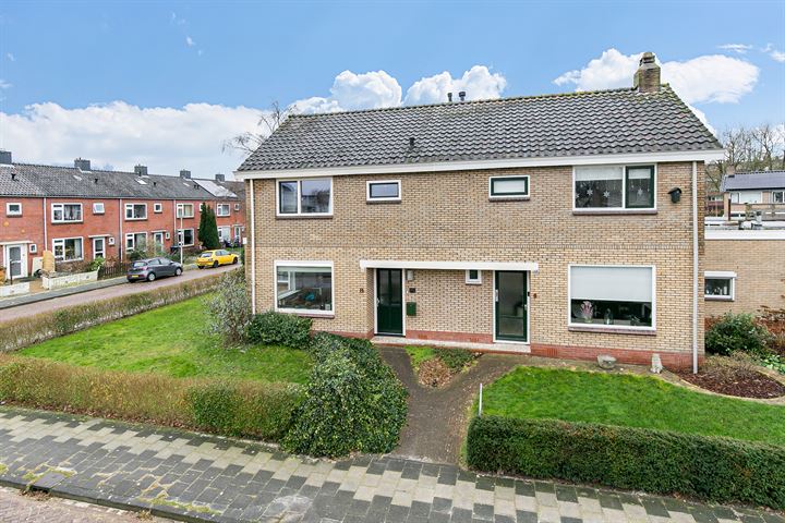 Bekijk foto 32 van Harm Boomstraat 8