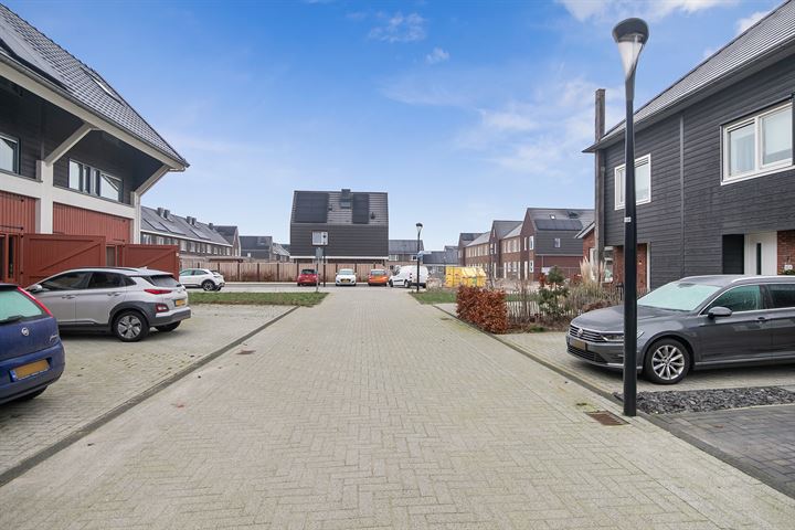 Bekijk foto 29 van Jeroen Boschstraat 18