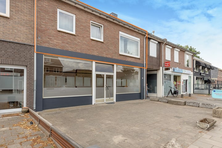 Bekijk foto 2 van Hoofdstraat 152