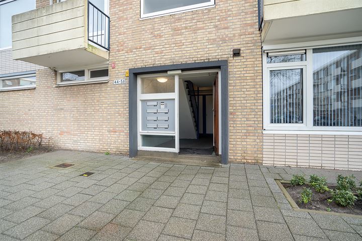 Bekijk foto 12 van Van Opbergenstraat 54