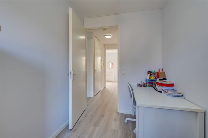 Bekijk foto 38 van Sontvaarderstraat 10