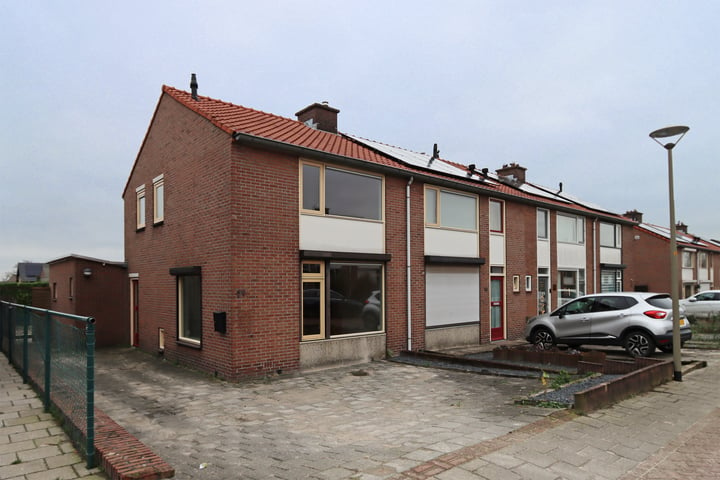 Bekijk foto 5 van Lijsterbesstraat 38