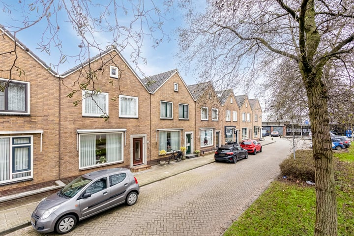 Bekijk foto 36 van Papaverstraat 16