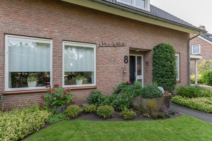 View photo 9 of Meester Lauwersstraat 8-.