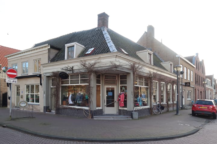 Voorstraat 2