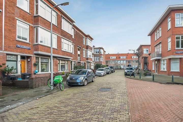 Bekijk foto 34 van Elise van Calcarstraat 52