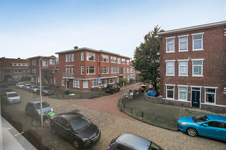 Bekijk foto 32 van Elise van Calcarstraat 52