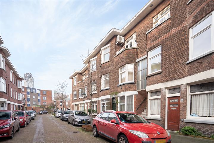 Bekijk foto 22 van Van den Boschstraat 230