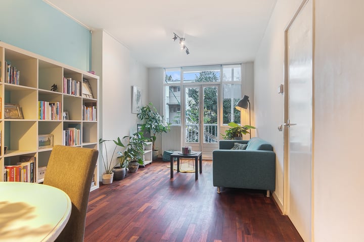 Bekijk foto 10 van Vrolikstraat 220-1