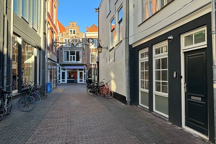 View photo 7 of Donkerstraat 2