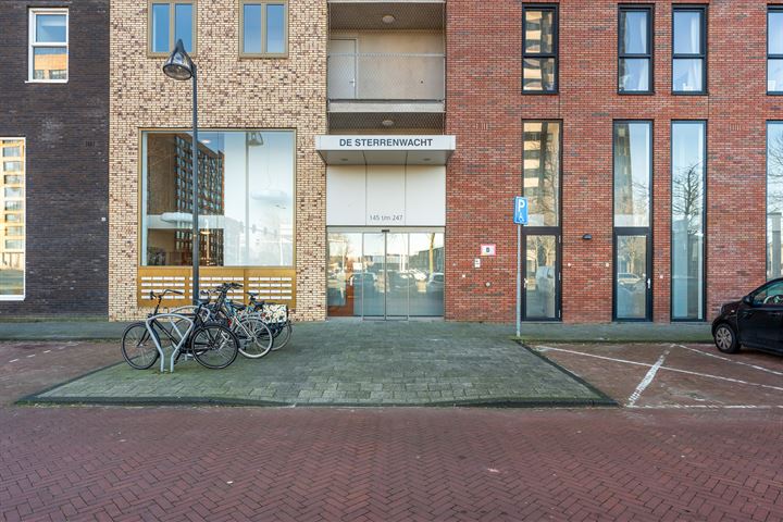 Bekijk foto 38 van Edisonstraat 207