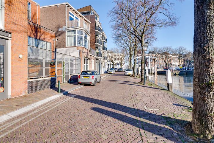 Bekijk foto 35 van Wijnstraat 10