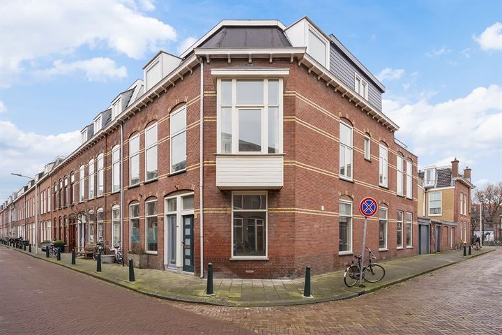 Bekijk foto 3 van Van Egmondstraat 59