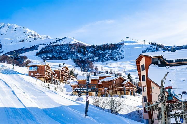 View photo 3 of Les Chalets de la Madeleine 2