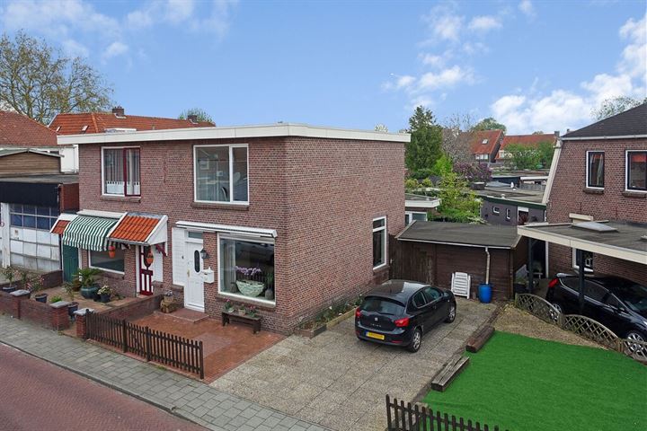 Bekijk foto 1 van Irisstraat 4