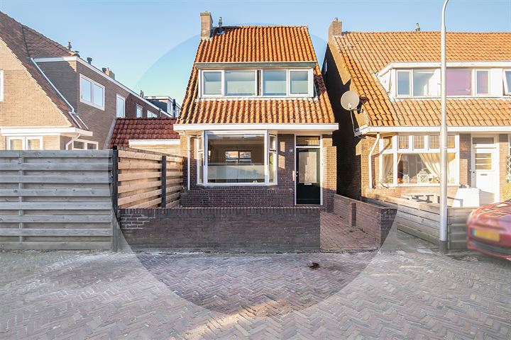 Bekijk foto 1 van Meidoornstraat 53