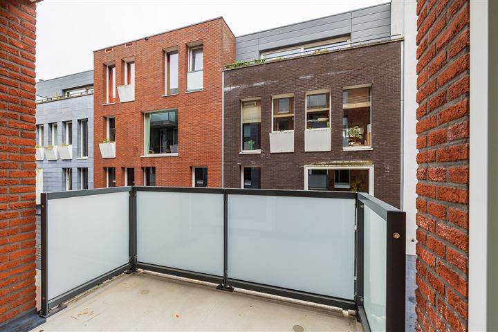 View photo 9 of Jacobstraat 35