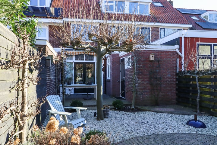 Bekijk foto 61 van Roemer Visscherstraat 8