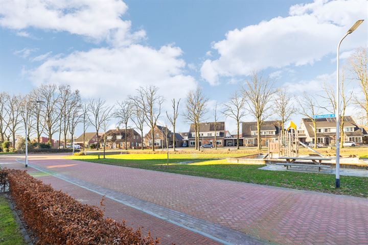 Bekijk foto 41 van Akkerwinde 17