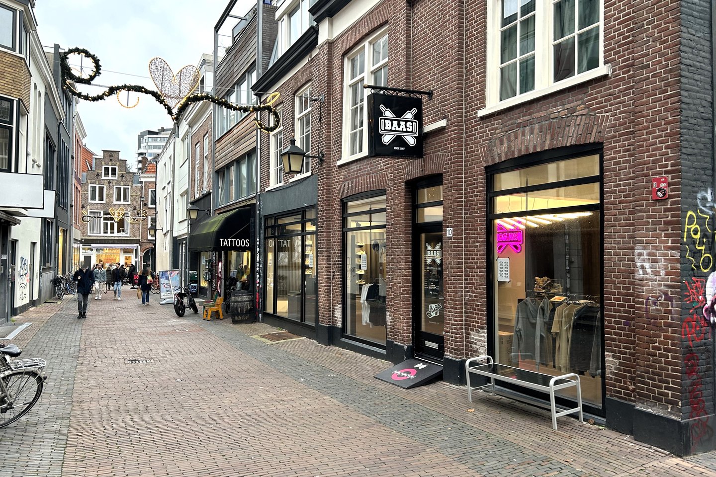 Bekijk foto 3 van Donkerstraat 8