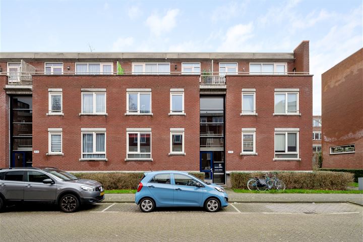 Bekijk foto 5 van Muurbloemstraat 37