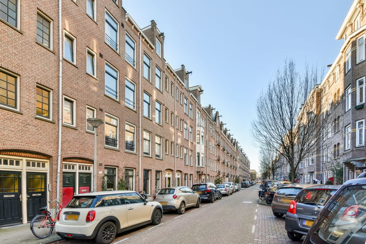 Bekijk foto 18 van Eerste Atjehstraat 152-C