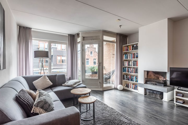 Bekijk foto 3 van Raadhuisstraat 55-B