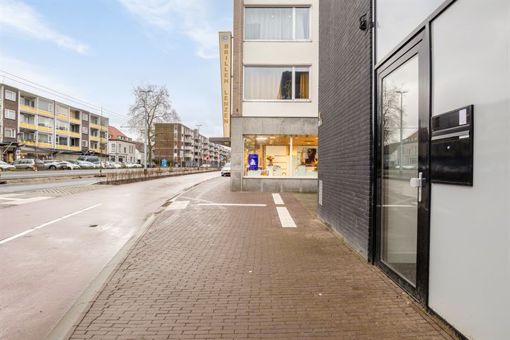 Bekijk foto 28 van Ir J.P. van Muijlwijkstraat 48-2