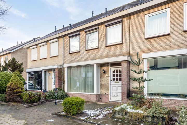 Bekijk foto 35 van Lisztstraat 13