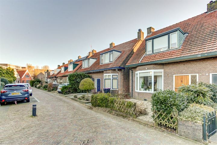 Bekijk foto 3 van Leeuwarderstraat 13