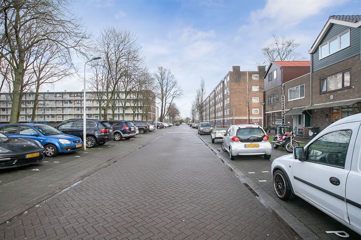 Bekijk foto 42 van Linnaeusstraat 118