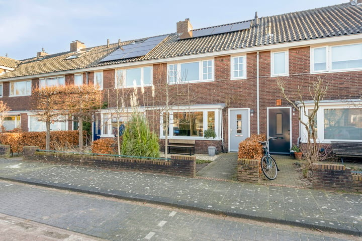 Bekijk foto 32 van Symon Pelgromstraat 9