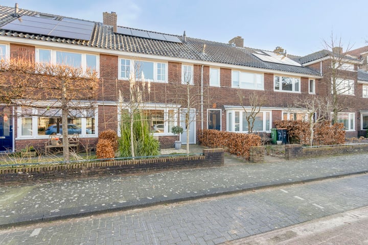 Bekijk foto 31 van Symon Pelgromstraat 9