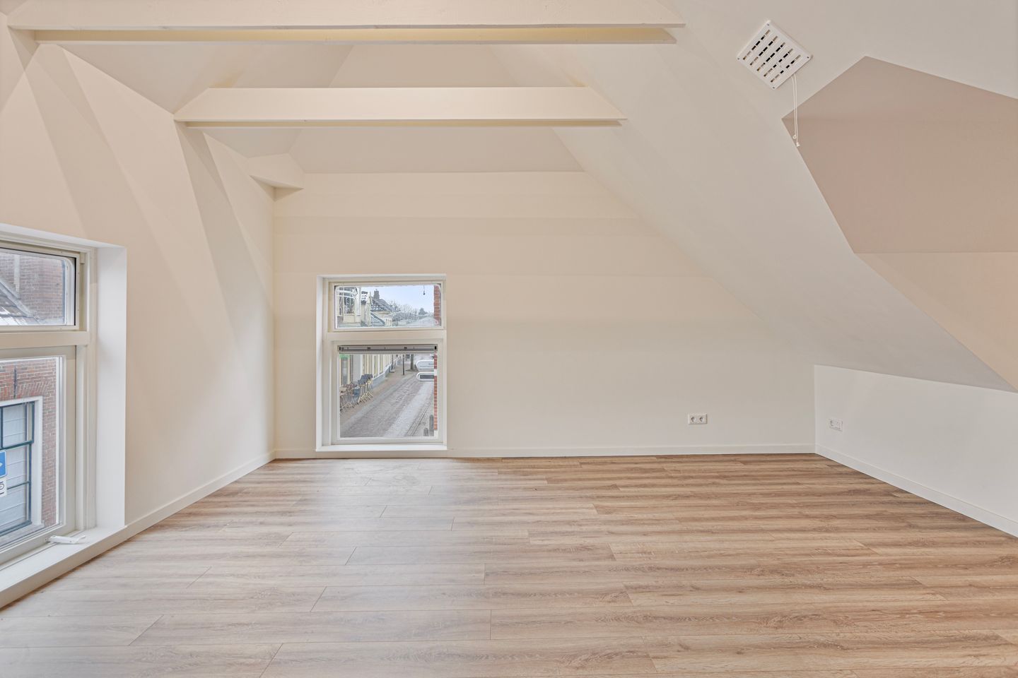 Photo 10 of Hoofdstraat W 26