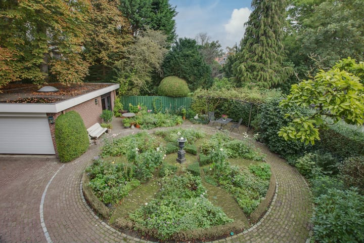 Foto 42 van Papegaaienlaan 1