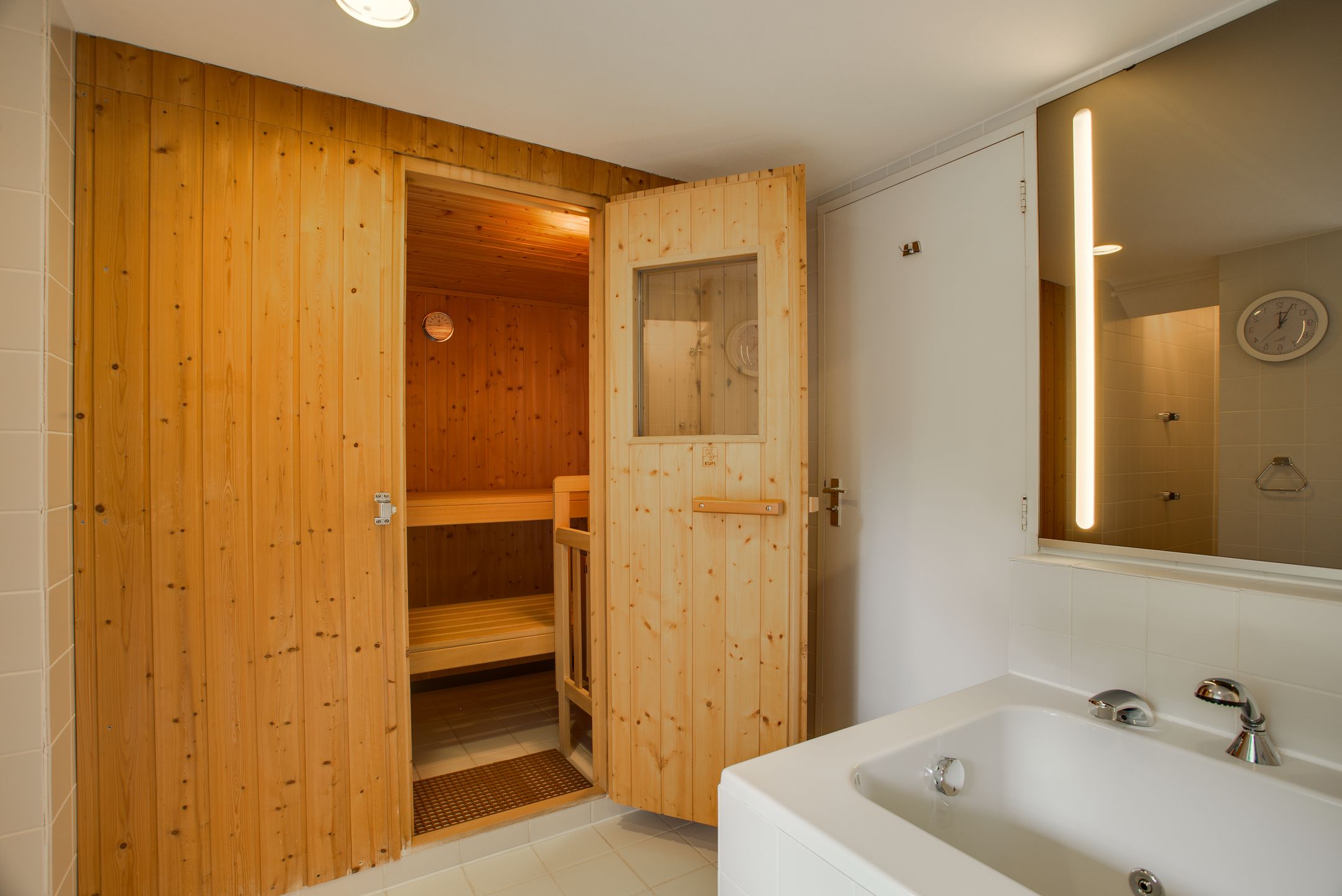 Foto 51 van Papegaaienlaan 1