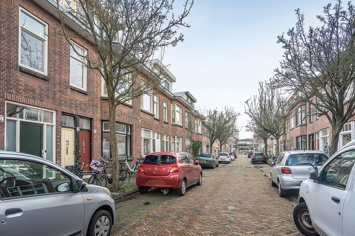 Bekijk foto 10 van Frans van Mierisstraat 25