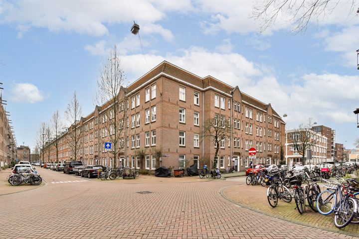 Bekijk foto 2 van Zaagmolenstraat 7-H