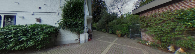 Bekijk 360° foto van Achtertuin van Papegaaienlaan 1